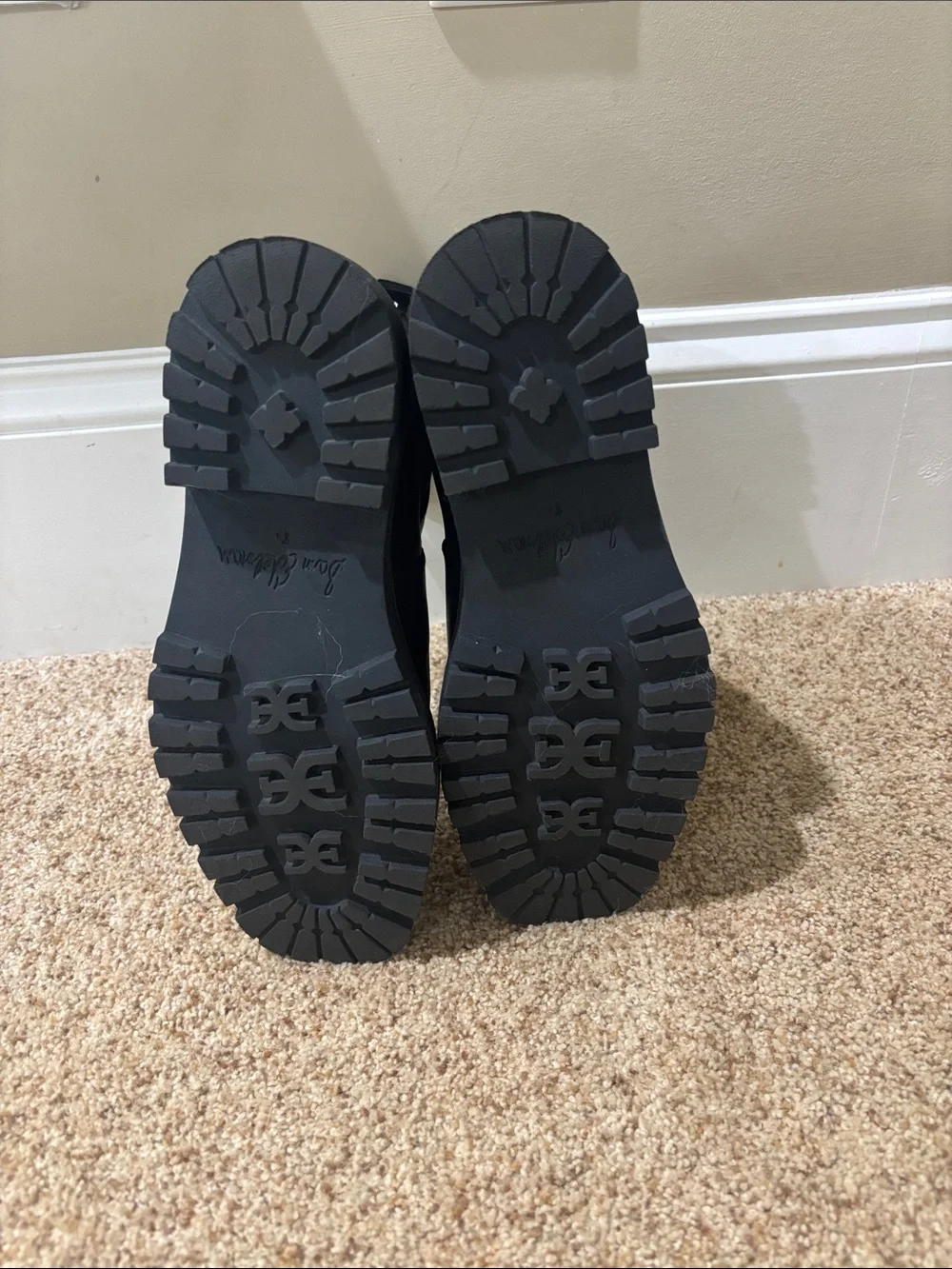 Sam Edelman subtle panels